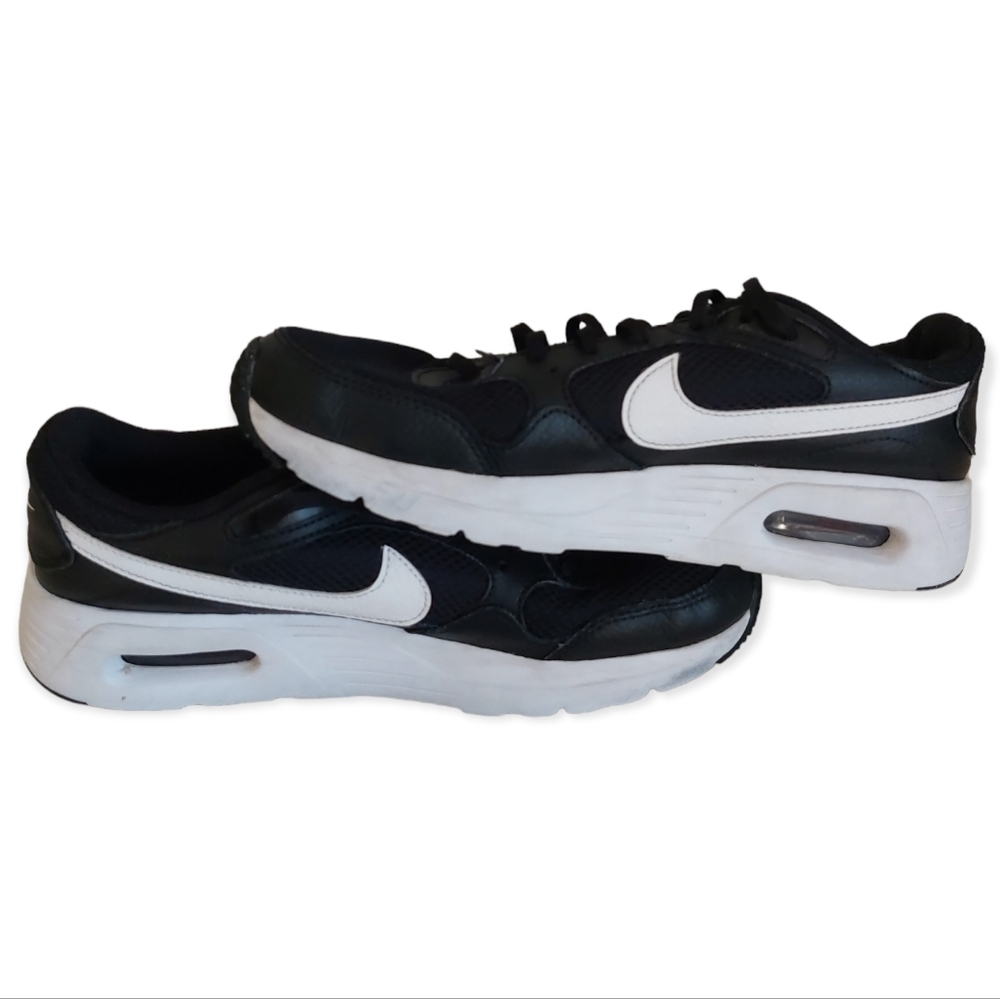 Nike Air Max Excee Black White Athletic Sneakers CZ5358( 2.5) boys size.7